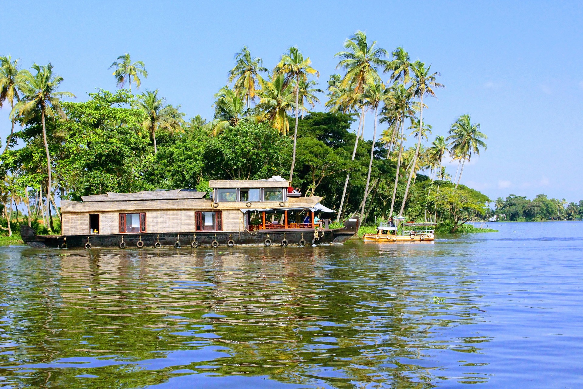 KERALA SUPER SAVER SUMMER PACKAGES