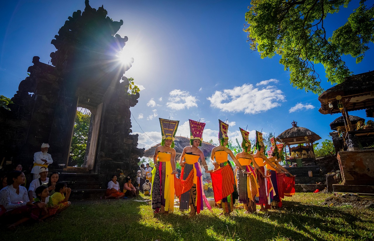 “Bali Travel Package  : Explore the island of gods” | Indonesia In Southeast Asia